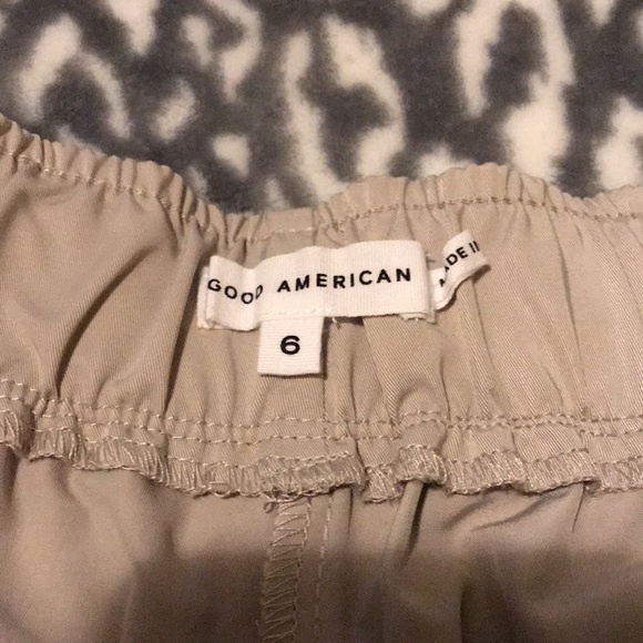 Good American Volume Shorts - Picture 7 of 11